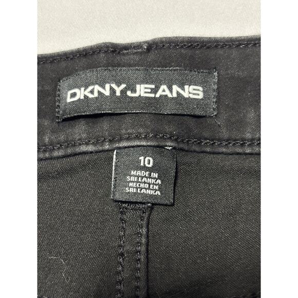 DKNY Jeans Women's 10 Black Denim Shorts Normcore Capsule Everyday Essential - Picture 3 of 7